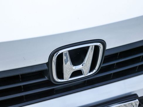 Used 2024 Honda Civic Sport image 16