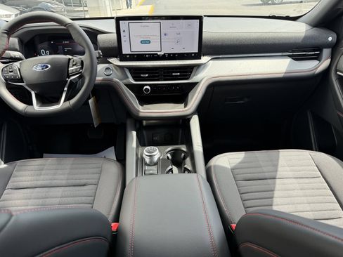 New 2026 Ford Explorer ST-Line w/ ST-Line Street Pack RWD image 9