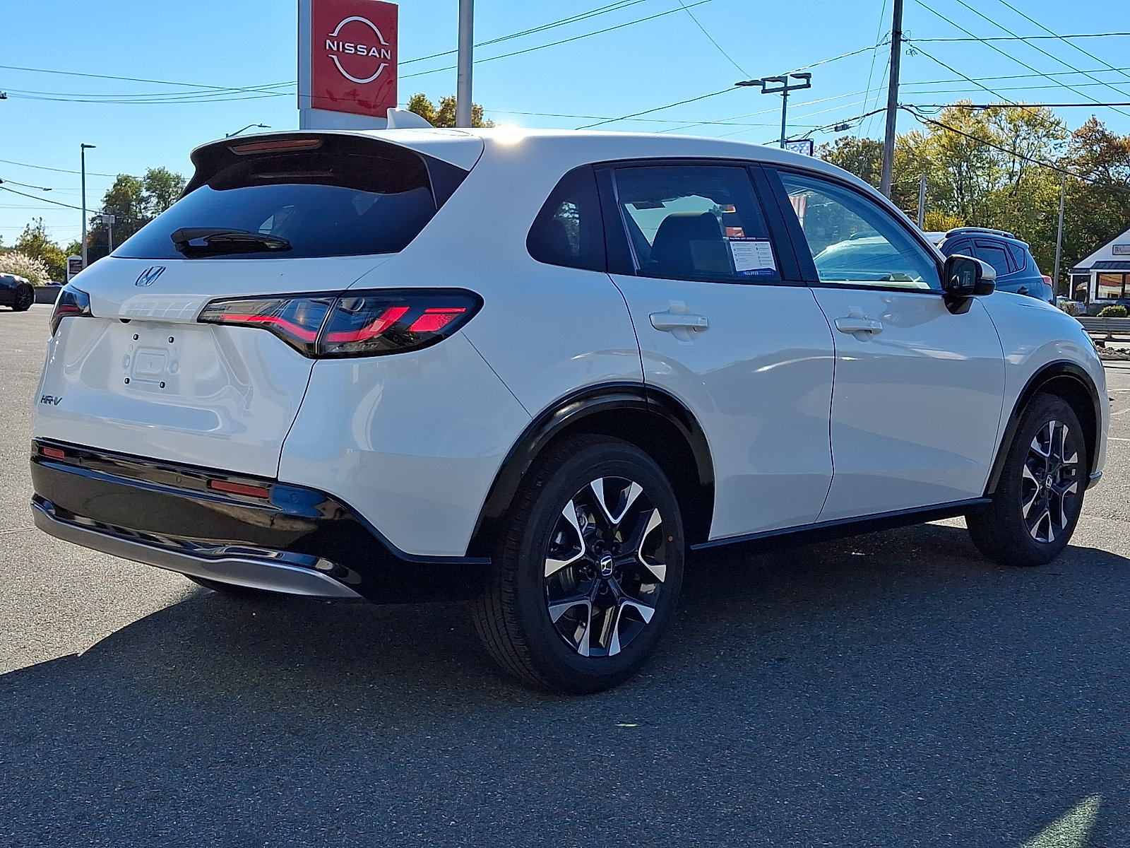 New 2027 Honda HR-V EX-L image 3