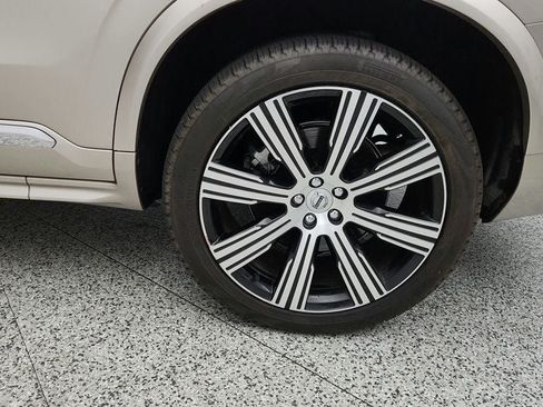 Used 2024 Volvo XC90 T8 Plus w/ Protection Package Premier AWD/4WD image 9