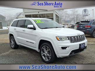 Used 2020 Jeep Grand Cherokee Overland video 1