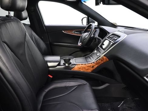 Used 2017 Lincoln MKX Reserve w/ Lincoln MKX Climate Package AWD/4WD image 16
