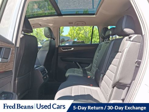 Certified 2024 Volkswagen Atlas SEL AWD/4WD image 11