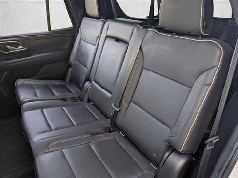 Used 2021 Chevrolet Tahoe Premier w/ Premium Package image 21