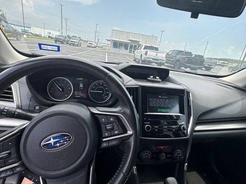 Used 2023 Subaru Forester Premium AWD/4WD image 10