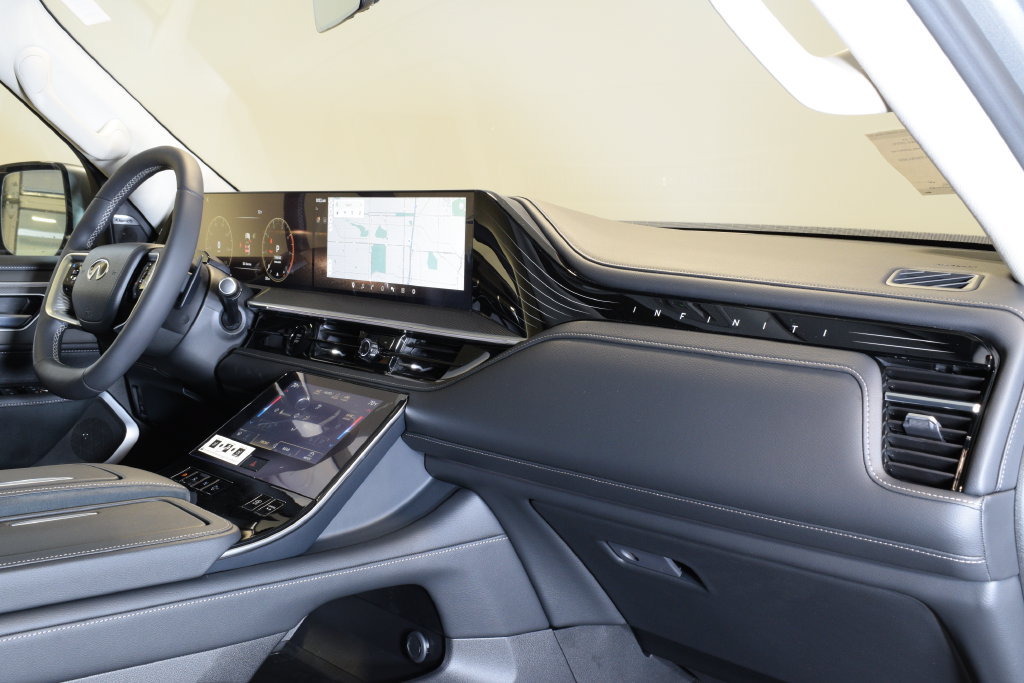 New 2027 INFINITI QX80 Luxe AWD/4WD image 17
