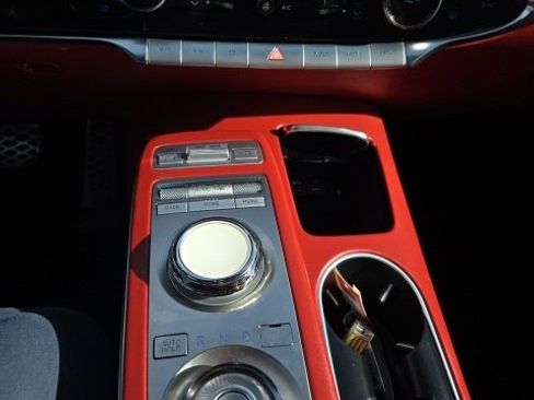 Used 2023 Genesis GV70 2.5T w/ Sport Prestige Package image 18