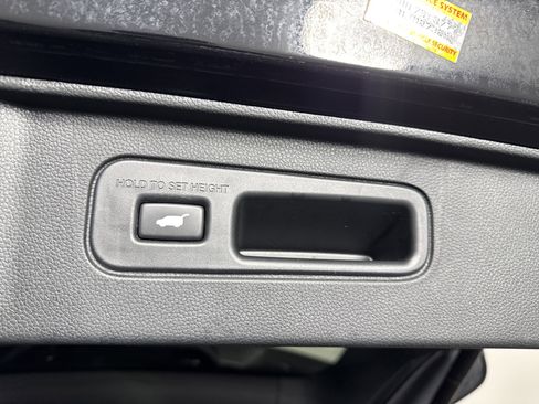 Certified 2023 Honda Pilot Elite image 27