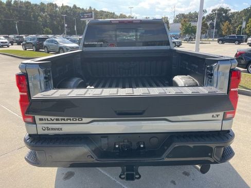 New 2026 Chevrolet Silverado 2500 LT w/ Trail Boss Package image 9