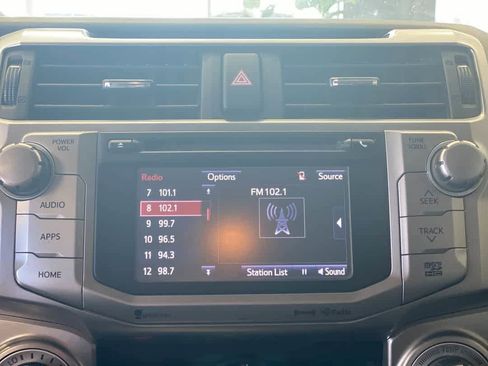 Used 2019 Toyota 4Runner SR5 AWD/4WD image 19