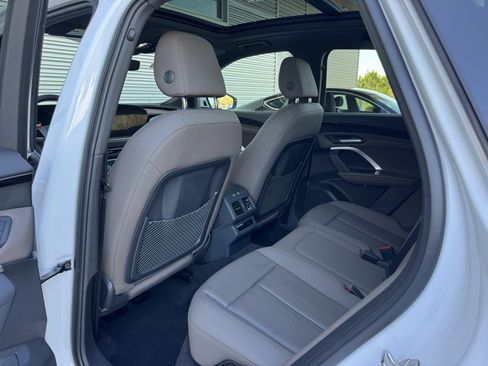 Used 2025 Audi Q5 2.0T Premium w/ Convenience Package image 23