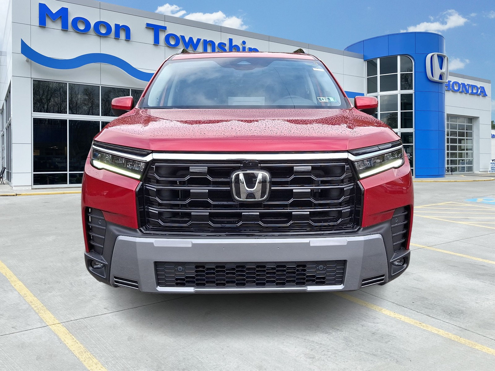 New 2026 Honda Pilot Touring image 2