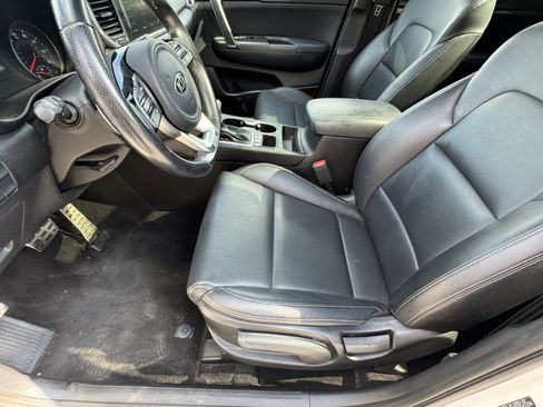 Used 2020 Kia Sportage S w/ S Sunroof Package AWD/4WD image 9