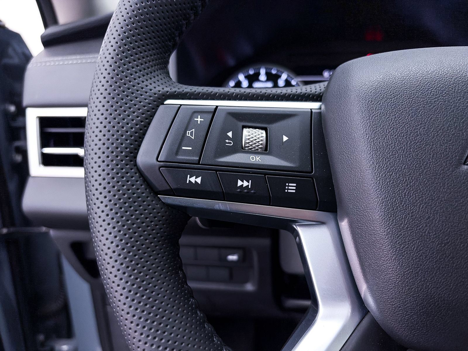Used 2026 Mitsubishi Outlander AWD image 22