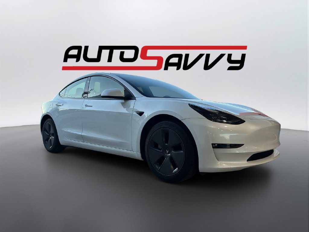 Used 2023 Tesla Model 3 Standard Range RWD image 3