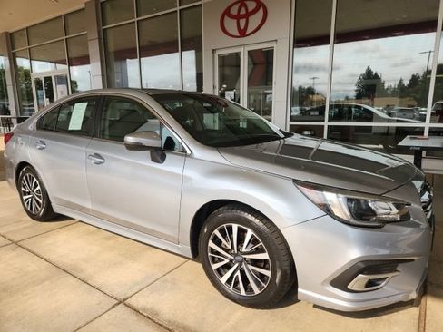 Used 2019 Subaru Legacy 2.5i Premium AWD/4WD image 4