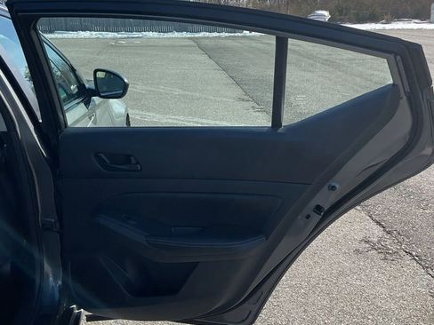 Used 2024 Nissan Altima 2.5 SV image 24