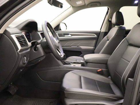 Used 2023 Volkswagen Atlas SE w/ Panoramic Sunroof Package image 15