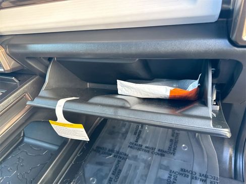 Used 2025 GMC Hummer EV 3X w/ LPO, Sport Package image 35