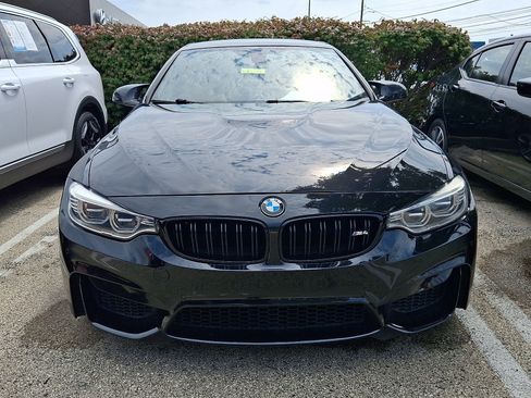 Used 2015 BMW M4 Convertible RWD image 2