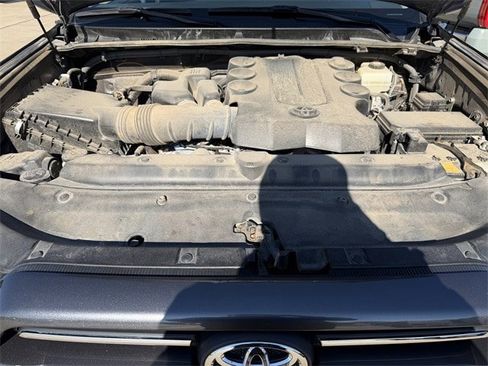 Certified 2021 Toyota 4Runner TRD Off-Road Premium image 32