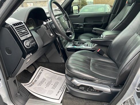 Used 2011 Land Rover Range Rover HSE LUX image 10