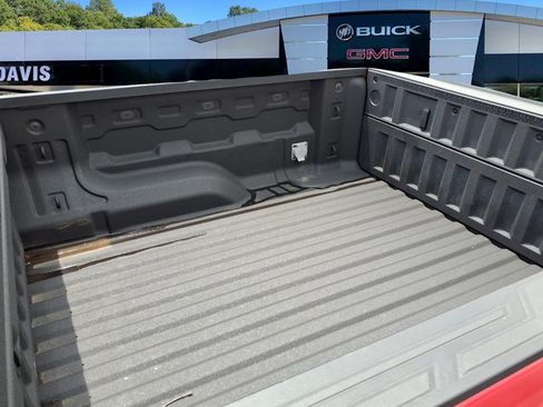 Used 2023 GMC Canyon Elevation w/ Elevation Premium Package AWD/4WD image 19