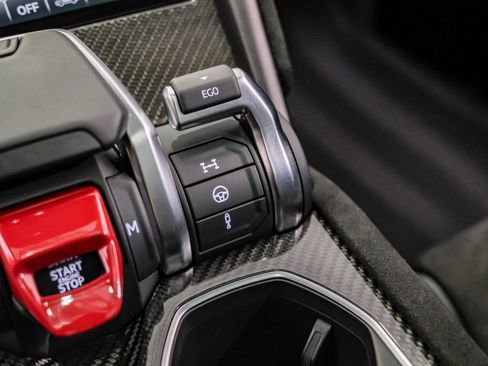 Used 2024 Lamborghini Urus Performante image 29