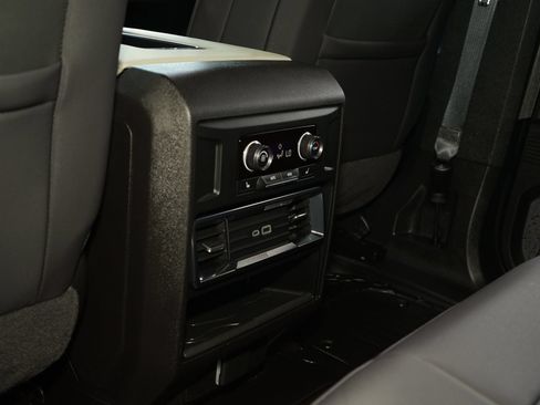 Used 2026 GMC Hummer EV 4x4 Crew Cab w/ LPO, Dark Essentials Package image 15