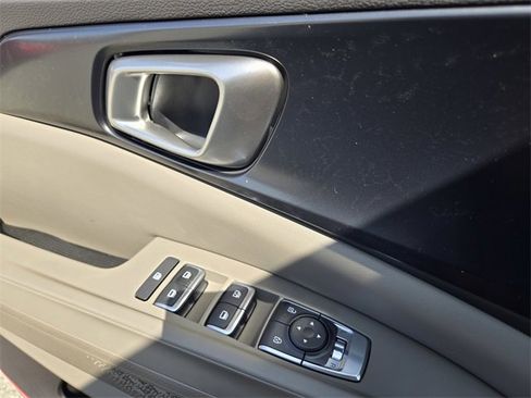 New 2026 Kia Carnival image 16