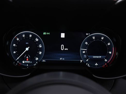 New 2025 Alfa Romeo Giulia AWD image 10