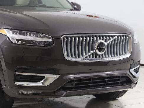 Used 2024 Volvo XC90 B6 Plus w/ Protection Package Premier image 41