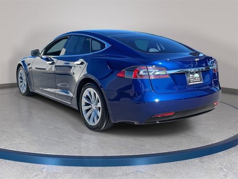 Used 2020 Tesla Model S Long Range image 8
