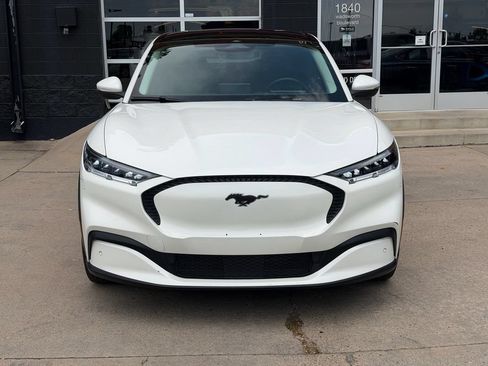 Used 2021 Ford Mustang Mach-E Select w/ Comfort/Appearance Package RWD image 8