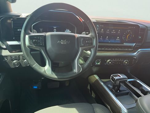 Used 2023 Chevrolet Silverado 1500 RST AWD/4WD image 16