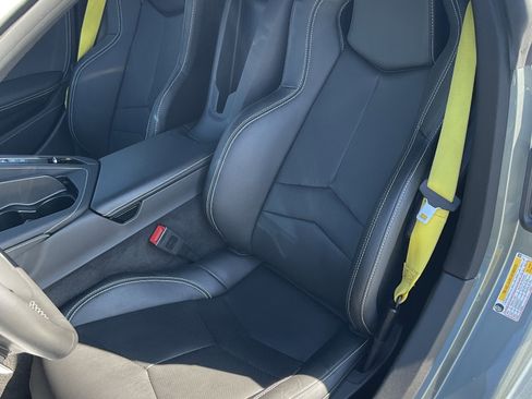 Used 2023 Chevrolet Corvette Stingray Coupe w/ Z51 Performance Package image 7