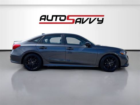 Used 2023 Honda Civic Sport image 8