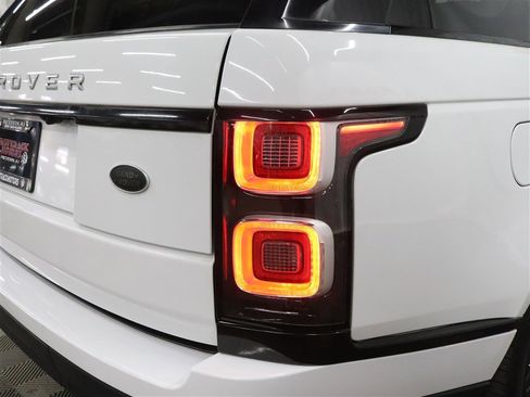 Used 2018 Land Rover Range Rover Supercharged AWD/4WD image 12