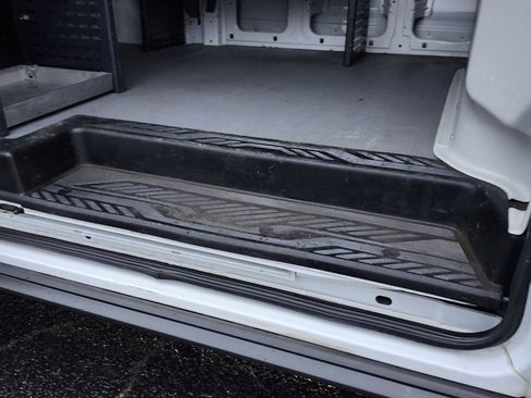 Used 2022 Ford Transit 250 Low Roof image 17