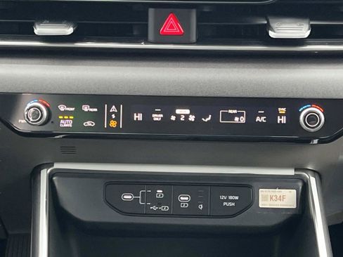 New 2026 Kia Carnival EX FWD image 12