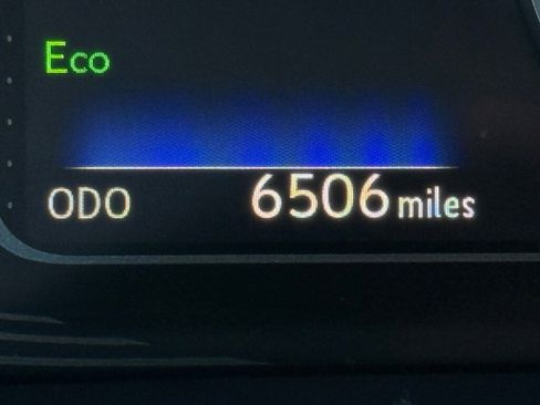 Certified 2025 Lexus ES 350 w/ Accessory Package (Z1) image 4