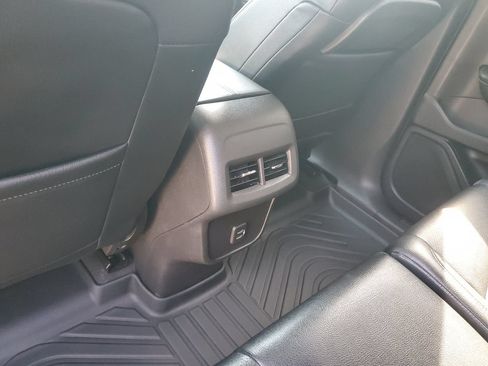 Used 2023 GMC Terrain SLE w/ Driver Convenience Package FWD image 10