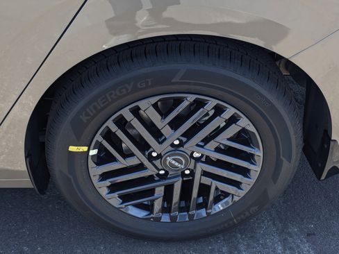 New 2026 Nissan Sentra SV image 7