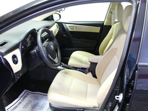 Used 2017 Toyota Corolla LE image 16