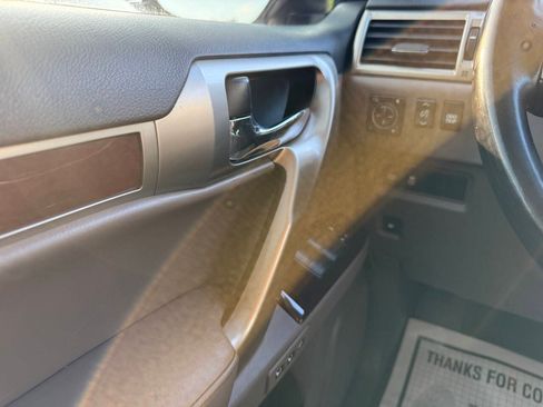 Used 2017 Lexus GX 460 Premium AWD/4WD image 34