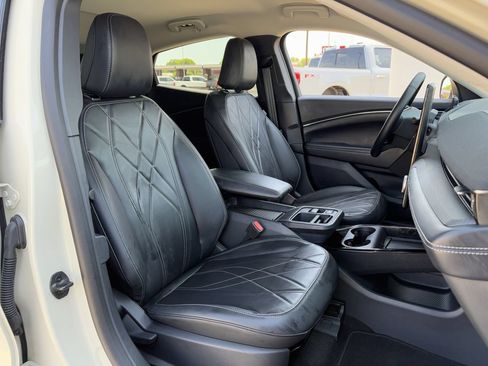 Used 2025 Ford Mustang Mach-E Select RWD image 30