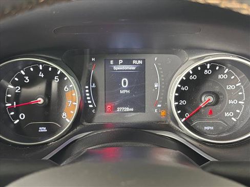 Used 2021 Jeep Compass Latitude FWD image 26