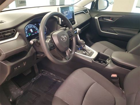 Used 2023 Toyota RAV4 XLE image 17