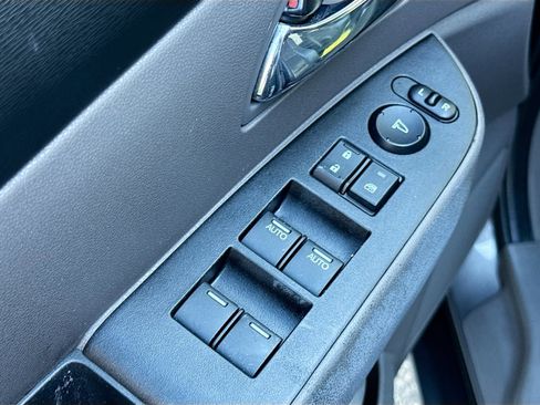 Used 2015 Honda Odyssey EX-L image 17