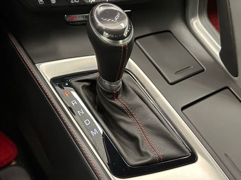 Used 2016 Chevrolet Corvette Z06 w/ 3LZ Preferred Equipment Group image 24